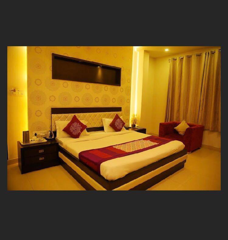 Hotel Rivera Palace Varanasi Ngoại thất bức ảnh