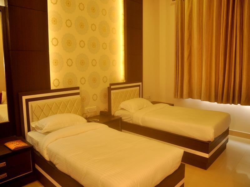 Hotel Rivera Palace Varanasi Ngoại thất bức ảnh