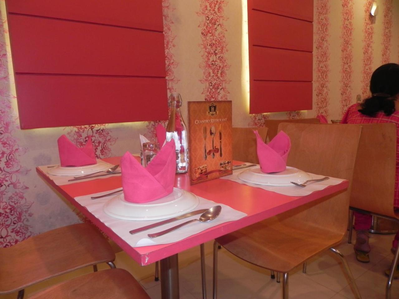 Hotel Rivera Palace Varanasi Ngoại thất bức ảnh